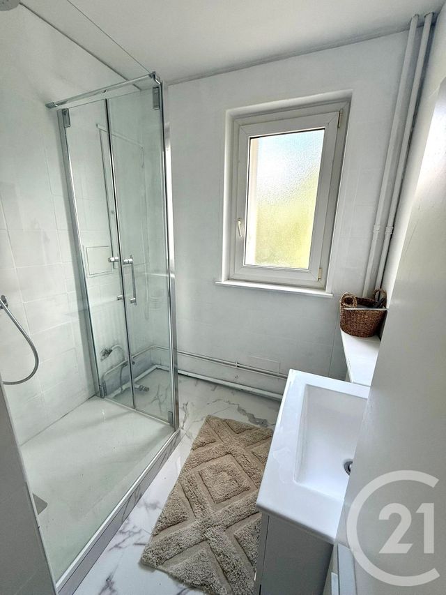 Afficher la photo en grand Appartement F3 à louer - 3 pièces - 55.39 m2 - SOISY SOUS MONTMORENCY - 95 - ILE-DE-FRANCE - Century 21 Val-Ombreux