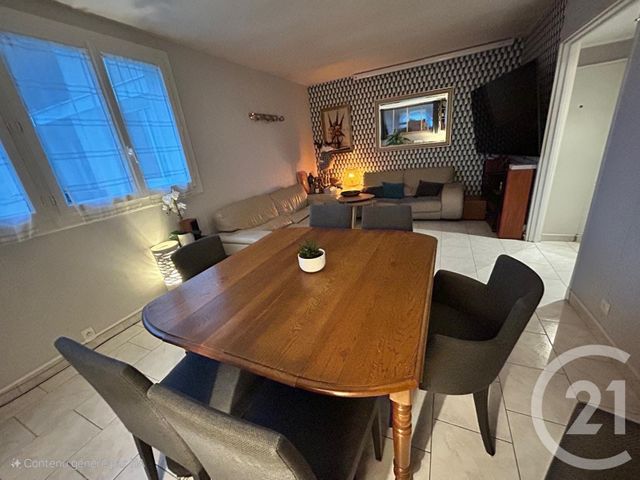 Appartement F4 à vendre - 4 pièces - 79.34 m2 - EAUBONNE - 95 - ILE-DE-FRANCE - Century 21 Val-Ombreux