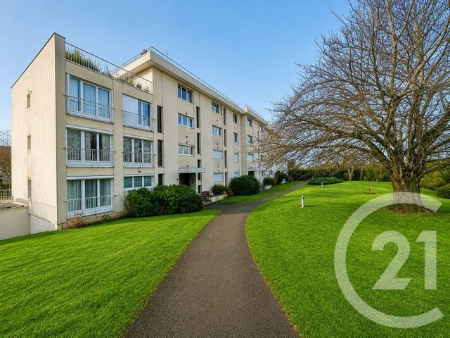 Appartement F4 à vendre - 4 pièces - 94.01 m2 - SOISY SOUS MONTMORENCY - 95 - ILE-DE-FRANCE - Century 21 Val-Ombreux