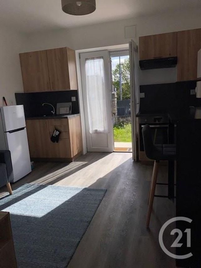 Appartement F2 à louer - 2 pièces - 20.79 m2 - CONFLANS STE HONORINE - 78 - ILE-DE-FRANCE - Century 21 Val-Ombreux