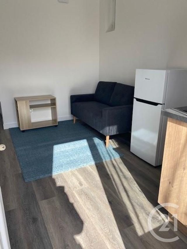 Appartement F2 à louer - 2 pièces - 20.79 m2 - CONFLANS STE HONORINE - 78 - ILE-DE-FRANCE - Century 21 Val-Ombreux