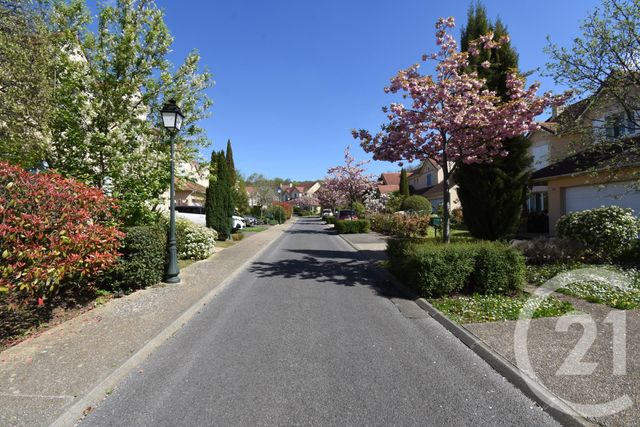 maison à louer - 7 pièces - 157.0 m2 - SOISY SOUS MONTMORENCY - 95 - ILE-DE-FRANCE - Century 21 Val-Ombreux