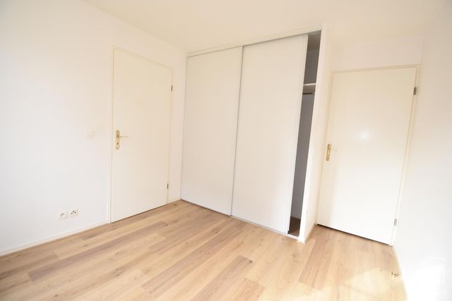 Appartement F2 à louer - 2 pièces - 38.79 m2 - VAUREAL - 95 - ILE-DE-FRANCE - Century 21 Val-Ombreux