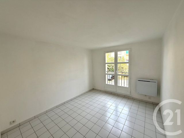 Appartement F4 à louer - 4 pièces - 76.1 m2 - HERBLAY SUR SEINE - 95 - ILE-DE-FRANCE - Century 21 Val-Ombreux