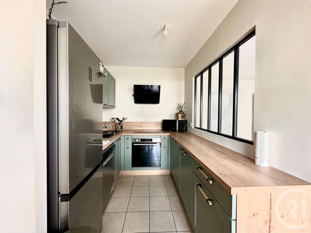 Appartement F4 à louer - 4 pièces - 73.0 m2 - SOISY SOUS MONTMORENCY - 95 - ILE-DE-FRANCE - Century 21 Val-Ombreux