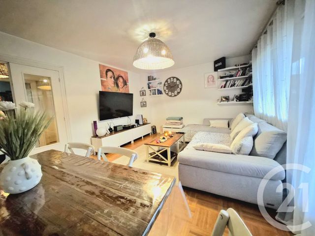 Appartement F4 à vendre - 3 pièces - 75.84 m2 - SOISY SOUS MONTMORENCY - 95 - ILE-DE-FRANCE - Century 21 Val-Ombreux