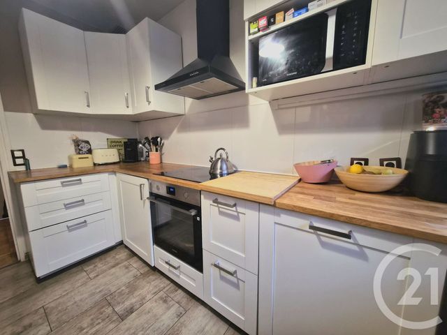 Appartement F4 à vendre - 3 pièces - 75.84 m2 - SOISY SOUS MONTMORENCY - 95 - ILE-DE-FRANCE - Century 21 Val-Ombreux