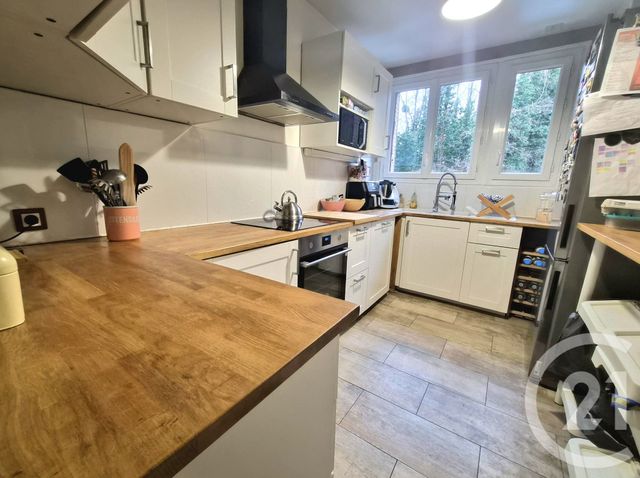 Appartement F4 à vendre - 3 pièces - 75.84 m2 - SOISY SOUS MONTMORENCY - 95 - ILE-DE-FRANCE - Century 21 Val-Ombreux