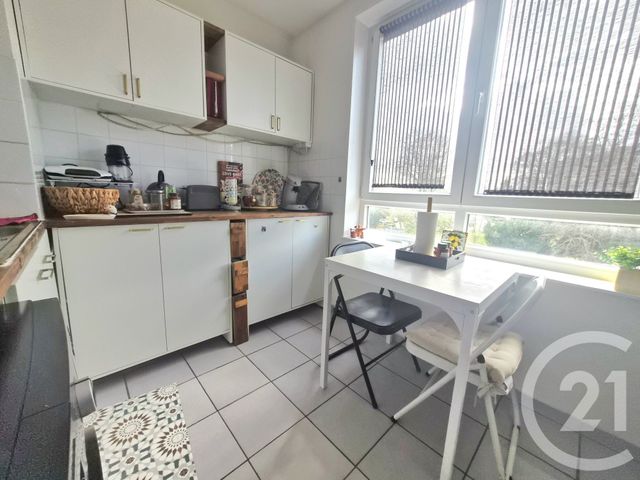 Appartement F2 à vendre - 2 pièces - 42.55 m2 - SOISY SOUS MONTMORENCY - 95 - ILE-DE-FRANCE - Century 21 Val-Ombreux