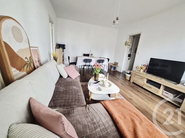 Appartement F2 à vendre - 2 pièces - 42.55 m2 - SOISY SOUS MONTMORENCY - 95 - ILE-DE-FRANCE - Century 21 Val-Ombreux
