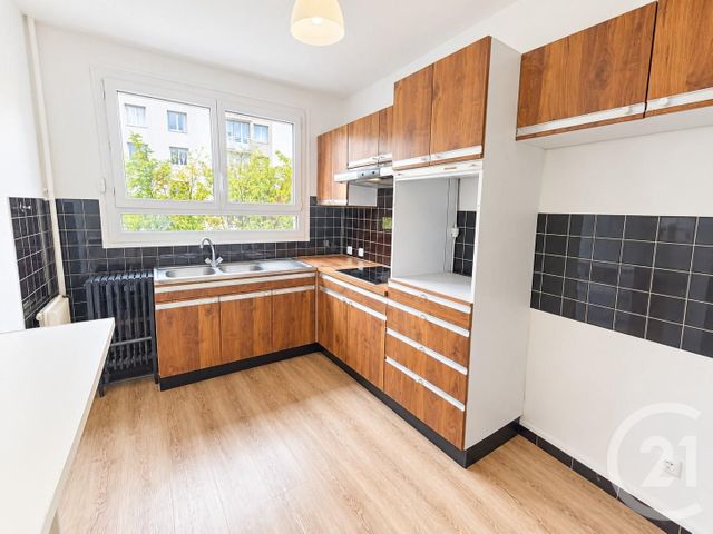 Appartement F2 à vendre - 2 pièces - 51.95 m2 - SOISY SOUS MONTMORENCY - 95 - ILE-DE-FRANCE - Century 21 Val-Ombreux