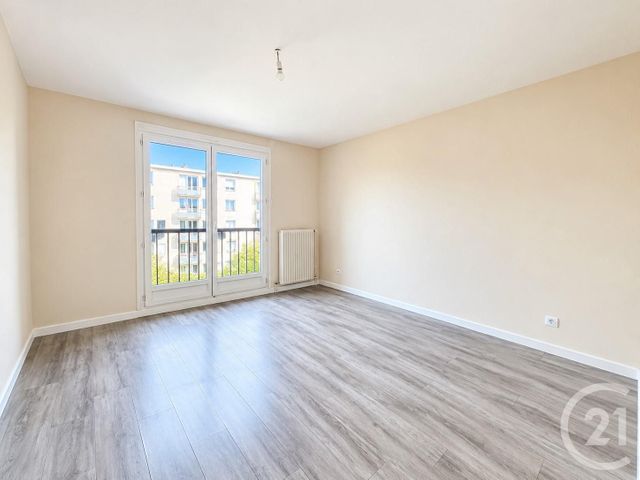 Appartement F3 à vendre - 3 pièces - 72.53 m2 - SOISY SOUS MONTMORENCY - 95 - ILE-DE-FRANCE - Century 21 Val-Ombreux