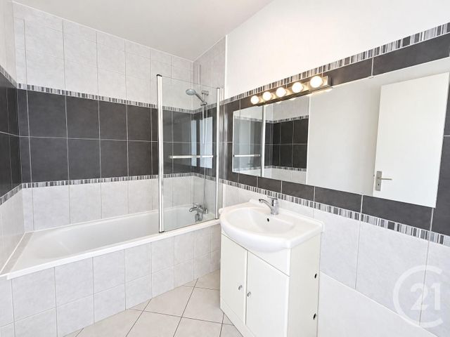 Appartement F3 à vendre - 3 pièces - 72.53 m2 - SOISY SOUS MONTMORENCY - 95 - ILE-DE-FRANCE - Century 21 Val-Ombreux