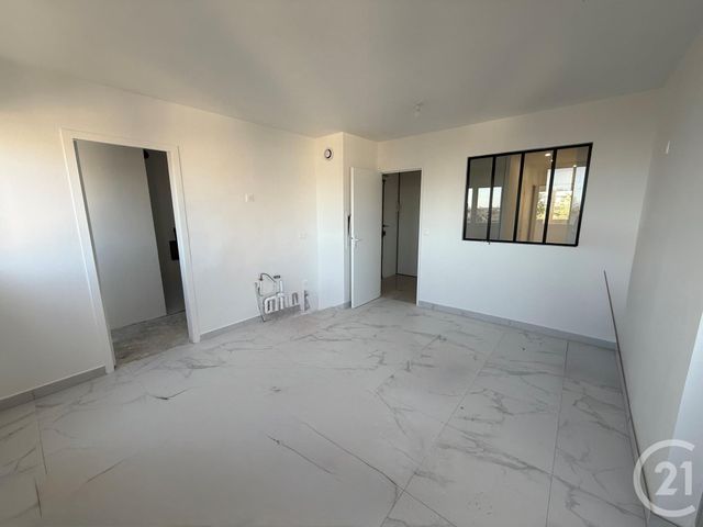 Appartement F4 à louer - 4 pièces - 73.13 m2 - DEUIL LA BARRE - 95 - ILE-DE-FRANCE - Century 21 Val-Ombreux