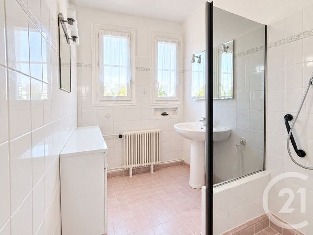 maison à vendre - 8 pièces - 145.98 m2 - SOISY SOUS MONTMORENCY - 95 - ILE-DE-FRANCE - Century 21 Val-Ombreux