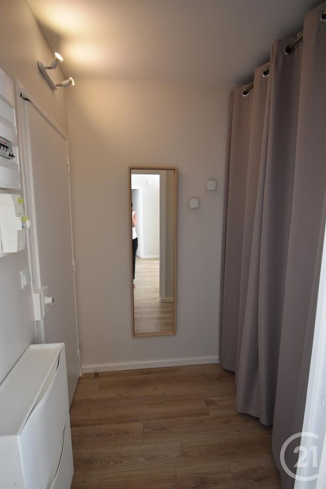 Appartement F1 à louer - 1 pièce - 31.34 m2 - SOISY SOUS MONTMORENCY - 95 - ILE-DE-FRANCE - Century 21 Val-Ombreux