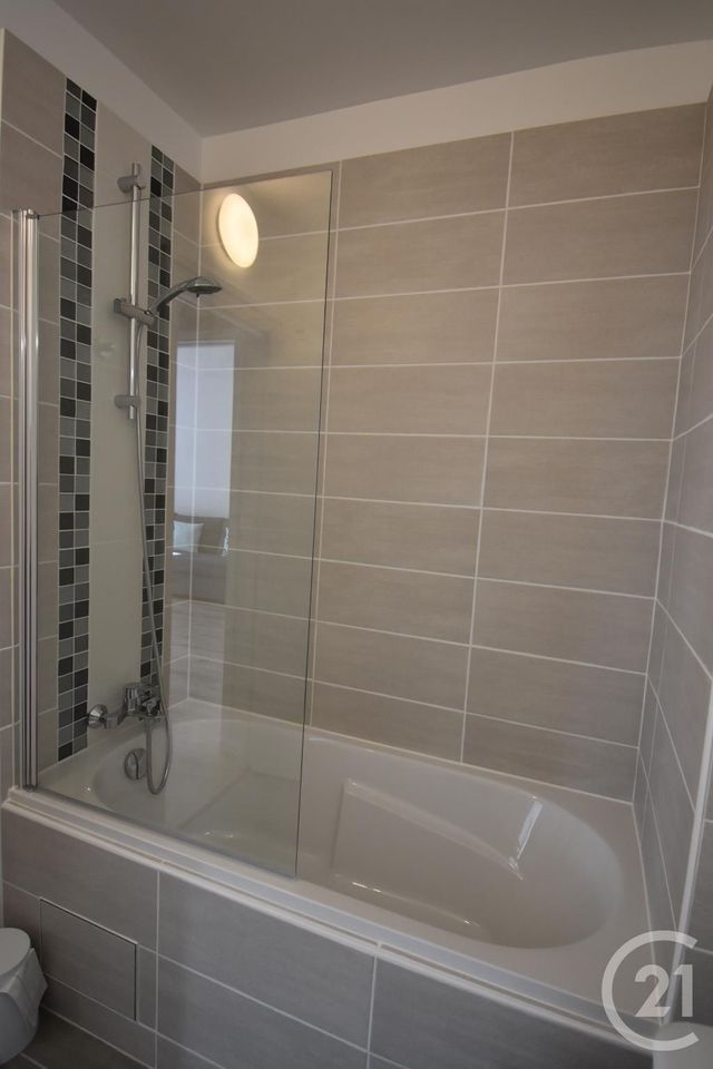 Appartement F1 à louer - 1 pièce - 31.34 m2 - SOISY SOUS MONTMORENCY - 95 - ILE-DE-FRANCE - Century 21 Val-Ombreux