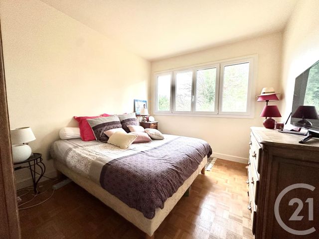 Appartement F4 à vendre - 4 pièces - 80.9 m2 - SOISY SOUS MONTMORENCY - 95 - ILE-DE-FRANCE - Century 21 Val-Ombreux