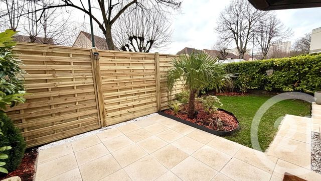 Appartement Studio à louer - 1 pièce - 34.39 m2 - SOISY SOUS MONTMORENCY - 95 - ILE-DE-FRANCE - Century 21 Val-Ombreux