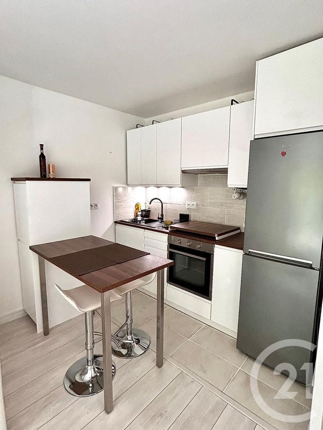 Appartement Studio à louer - 1 pièce - 34.39 m2 - SOISY SOUS MONTMORENCY - 95 - ILE-DE-FRANCE - Century 21 Val-Ombreux