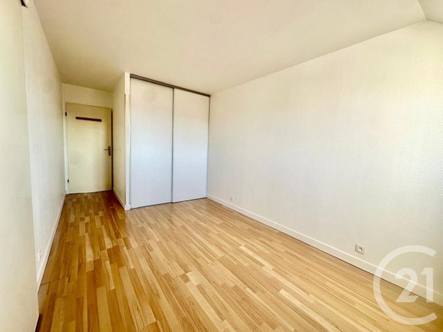 Appartement F4 à vendre - 4 pièces - 85.72 m2 - SOISY SOUS MONTMORENCY - 95 - ILE-DE-FRANCE - Century 21 Val-Ombreux