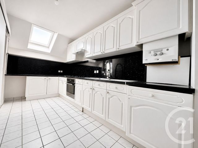 Appartement F4 à vendre - 4 pièces - 85.72 m2 - SOISY SOUS MONTMORENCY - 95 - ILE-DE-FRANCE - Century 21 Val-Ombreux