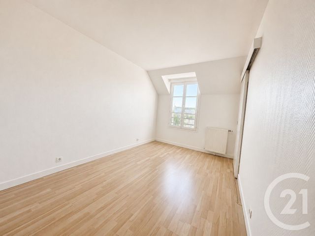 Appartement F4 à vendre - 4 pièces - 85.72 m2 - SOISY SOUS MONTMORENCY - 95 - ILE-DE-FRANCE - Century 21 Val-Ombreux