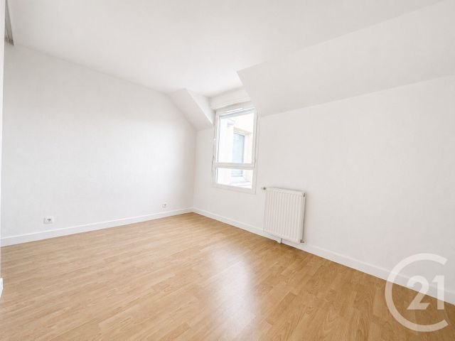 Appartement F4 à vendre - 4 pièces - 85.72 m2 - SOISY SOUS MONTMORENCY - 95 - ILE-DE-FRANCE - Century 21 Val-Ombreux