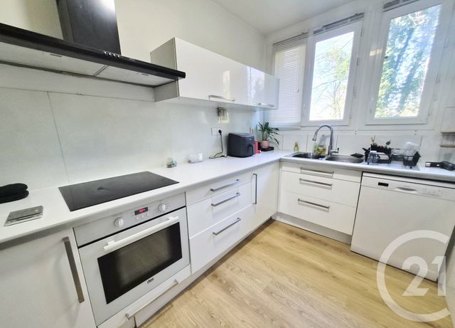 Appartement F3 à vendre - 3 pièces - 77.05 m2 - SOISY SOUS MONTMORENCY - 95 - ILE-DE-FRANCE - Century 21 Val-Ombreux