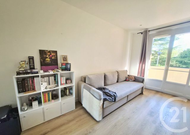Appartement F3 à vendre - 3 pièces - 77.05 m2 - SOISY SOUS MONTMORENCY - 95 - ILE-DE-FRANCE - Century 21 Val-Ombreux