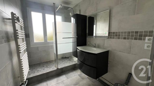 Appartement F4 à louer - 4 pièces - 78.84 m2 - ST BRICE SOUS FORET - 95 - ILE-DE-FRANCE - Century 21 Val-Ombreux