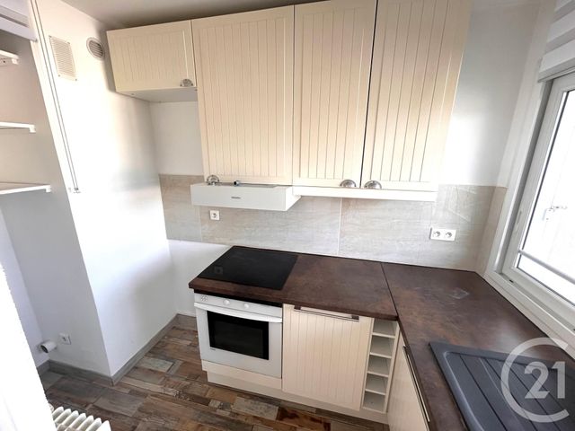 Appartement Studio à louer - 1 pièce - 30.96 m2 - SOISY SOUS MONTMORENCY - 95 - ILE-DE-FRANCE - Century 21 Val-Ombreux