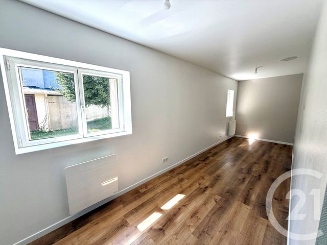 Appartement à louer - 2 pièces - 51.15 m2 - SOISY SOUS MONTMORENCY - 95 - ILE-DE-FRANCE - Century 21 Val-Ombreux