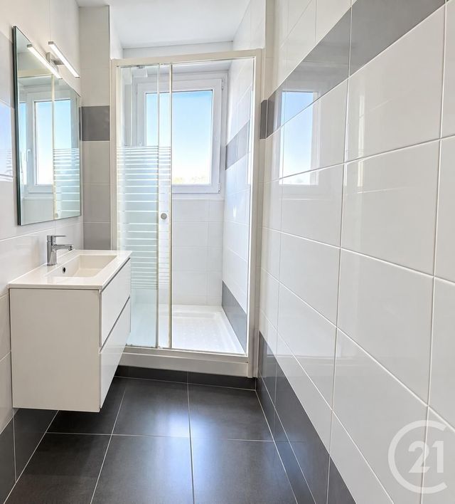 Appartement F2 à vendre - 2 pièces - 37.69 m2 - SOISY SOUS MONTMORENCY - 95 - ILE-DE-FRANCE - Century 21 Val-Ombreux