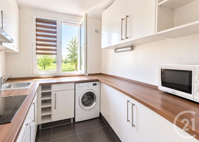 Appartement F2 à vendre - 2 pièces - 37.69 m2 - SOISY SOUS MONTMORENCY - 95 - ILE-DE-FRANCE - Century 21 Val-Ombreux