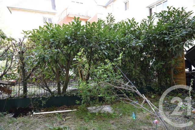 Appartement F1 à louer - 1 pièce - 29.98 m2 - DEUIL LA BARRE - 95 - ILE-DE-FRANCE - Century 21 Val-Ombreux