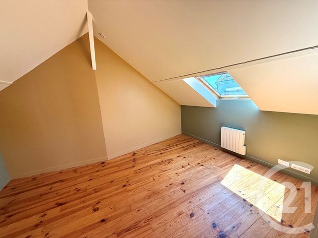 Appartement F2 à louer - 2 pièces - 37.8 m2 - CONFLANS STE HONORINE - 78 - ILE-DE-FRANCE - Century 21 Val-Ombreux