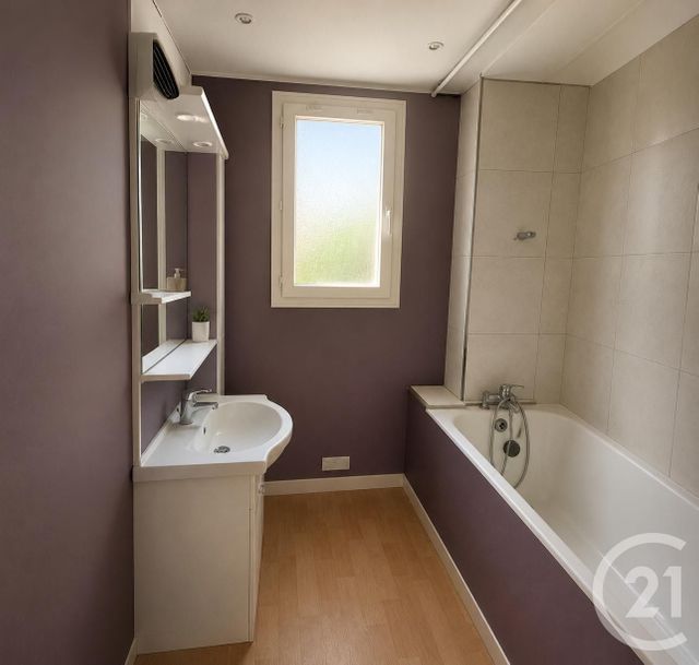 Appartement F4 à vendre - 4 pièces - 61.13 m2 - SOISY SOUS MONTMORENCY - 95 - ILE-DE-FRANCE - Century 21 Val-Ombreux