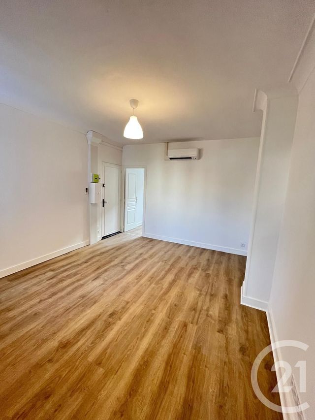 Appartement F2 à louer - 2 pièces - 38.8 m2 - HERBLAY SUR SEINE - 95 - ILE-DE-FRANCE - Century 21 Val-Ombreux