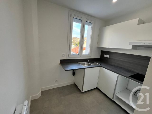 Appartement F2 à louer - 2 pièces - 38.8 m2 - HERBLAY SUR SEINE - 95 - ILE-DE-FRANCE - Century 21 Val-Ombreux