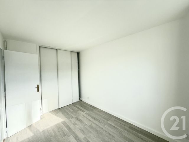 Appartement F3 à louer - 3 pièces - 59.03 m2 - GROSLAY - 95 - ILE-DE-FRANCE - Century 21 Val-Ombreux