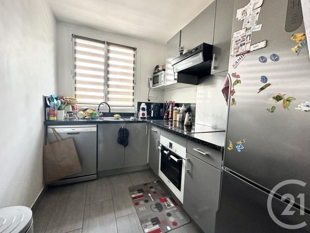 Appartement F3 à louer - 3 pièces - 51.12 m2 - SOISY SOUS MONTMORENCY - 95 - ILE-DE-FRANCE - Century 21 Val-Ombreux