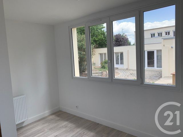 Appartement F2 à louer - 2 pièces - 34.86 m2 - SANNOIS - 95 - ILE-DE-FRANCE - Century 21 Val-Ombreux