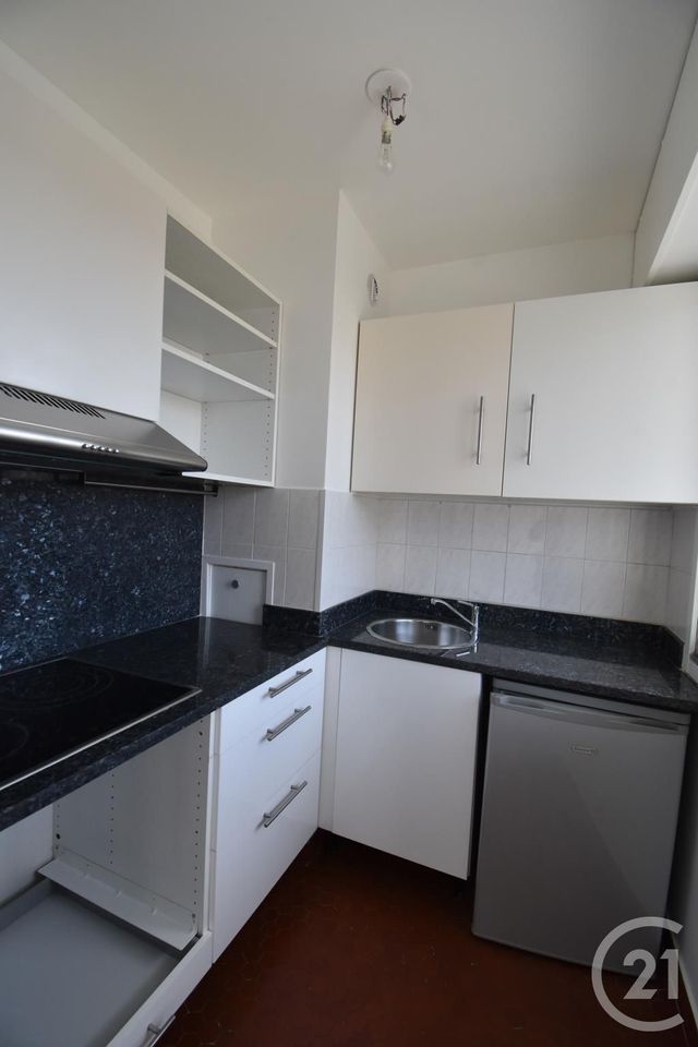 Appartement F1 à louer - 1 pièce - 29.6 m2 - SOISY SOUS MONTMORENCY - 95 - ILE-DE-FRANCE - Century 21 Val-Ombreux