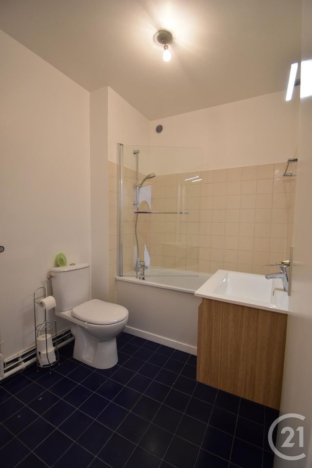 Appartement F1 à louer - 1 pièce - 29.6 m2 - SOISY SOUS MONTMORENCY - 95 - ILE-DE-FRANCE - Century 21 Val-Ombreux