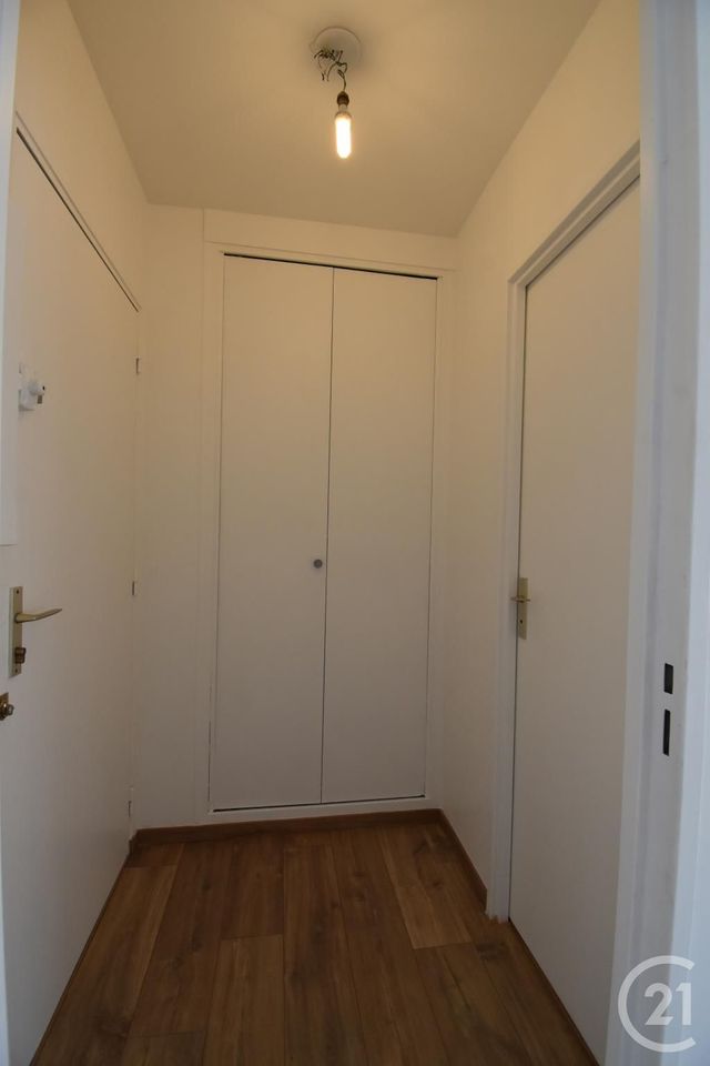 Appartement F1 à louer - 1 pièce - 29.6 m2 - SOISY SOUS MONTMORENCY - 95 - ILE-DE-FRANCE - Century 21 Val-Ombreux