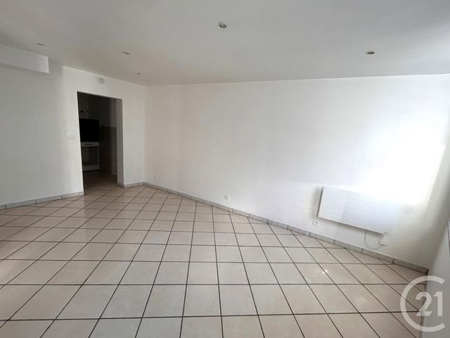 Appartement F1 à louer - 1 pièce - 28.92 m2 - SOISY SOUS MONTMORENCY - 95 - ILE-DE-FRANCE - Century 21 Val-Ombreux