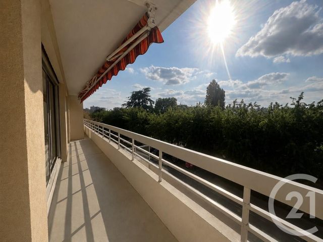 Appartement F2 à vendre - 2 pièces - 45.0 m2 - SOISY SOUS MONTMORENCY - 95 - ILE-DE-FRANCE - Century 21 Val-Ombreux