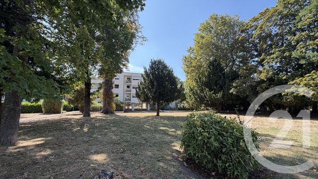 Appartement à louer - 2 pièces - 56.44 m2 - ENGHIEN LES BAINS - 95 - ILE-DE-FRANCE - Century 21 Val-Ombreux