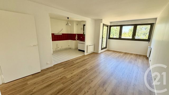 Appartement à louer - 2 pièces - 56.44 m2 - ENGHIEN LES BAINS - 95 - ILE-DE-FRANCE - Century 21 Val-Ombreux